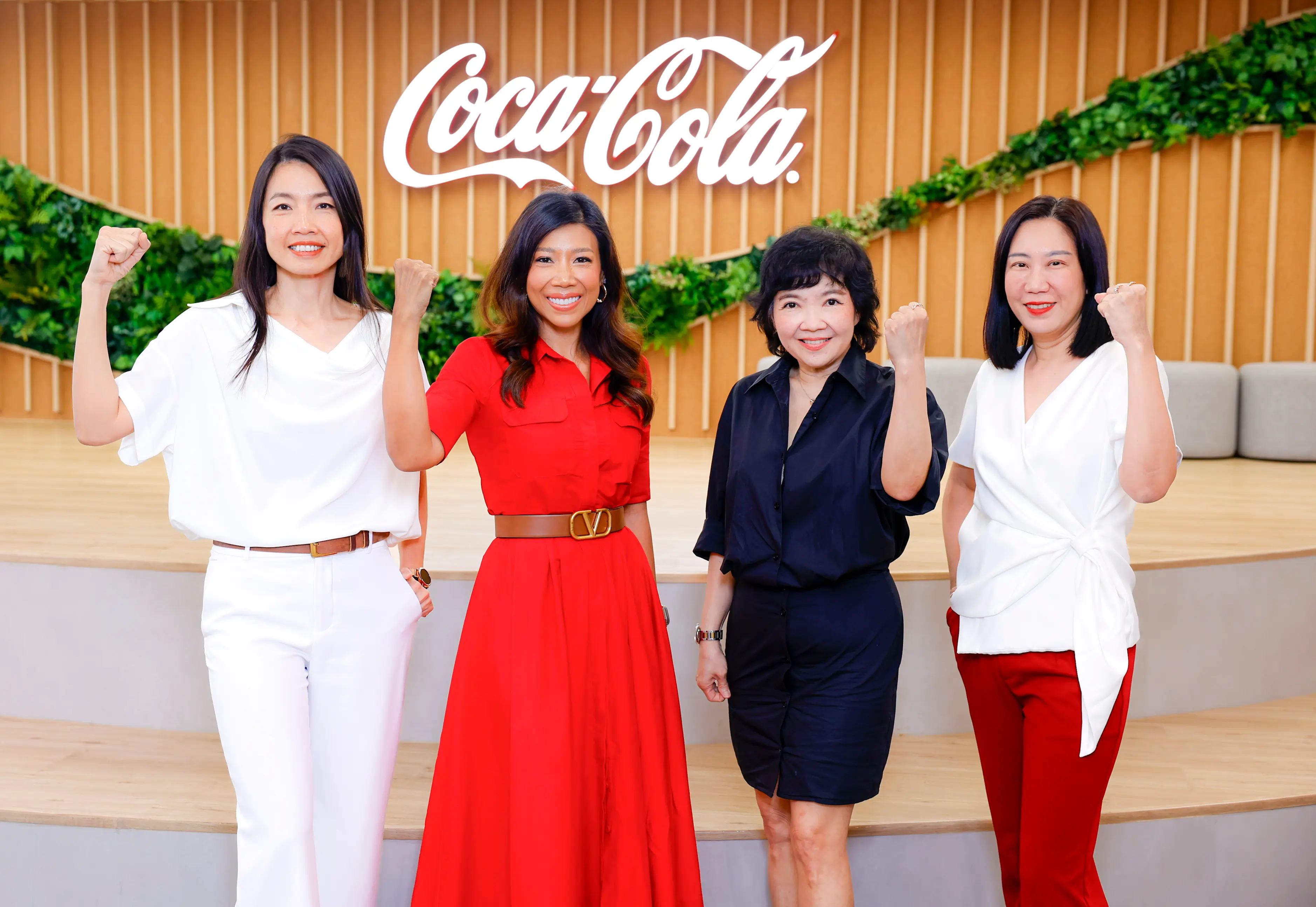 Image | ThaiNamthip Coca-Cola